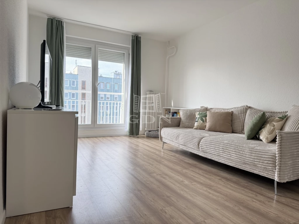 Eladó panellakás, Budapest III. kerület, Békásmegyer, Jós utca