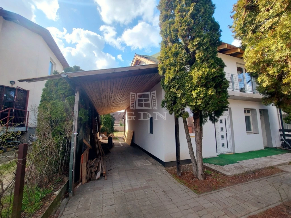 For sale semi-detached house, Budapest XVII. kerület, Rákoscsaba, Rákosmente focipálya vonzásában!