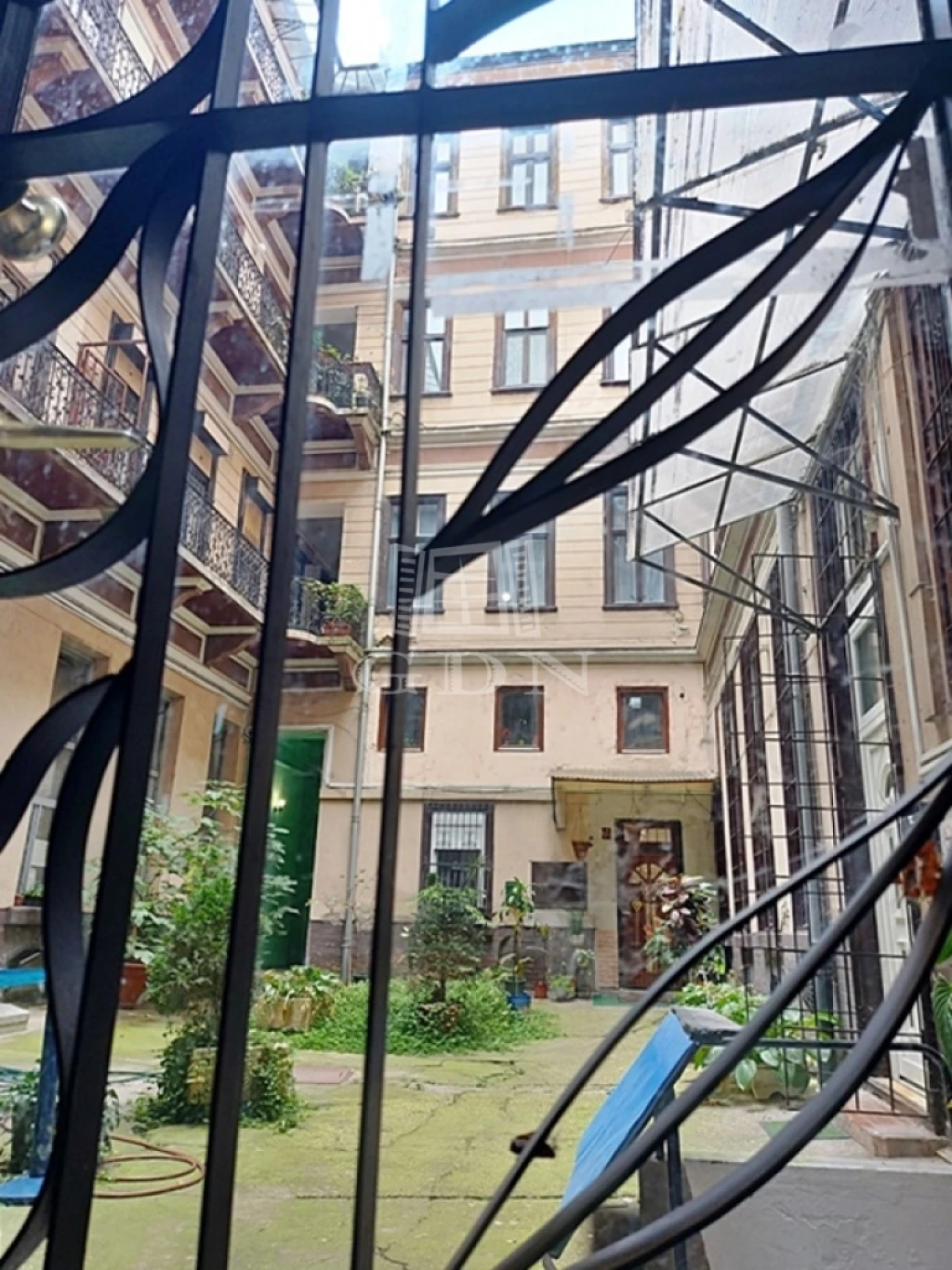 For sale brick flat, Budapest IX. kerület, Ferencváros, Ferenc körút