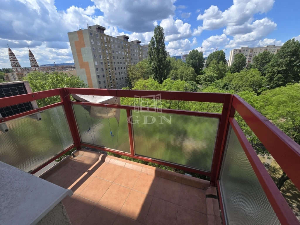 Eladó panellakás, Budapest XIII. kerület, Gyöngyösi utcai ltp., Duna Plázánál 1+2 szobás lakás