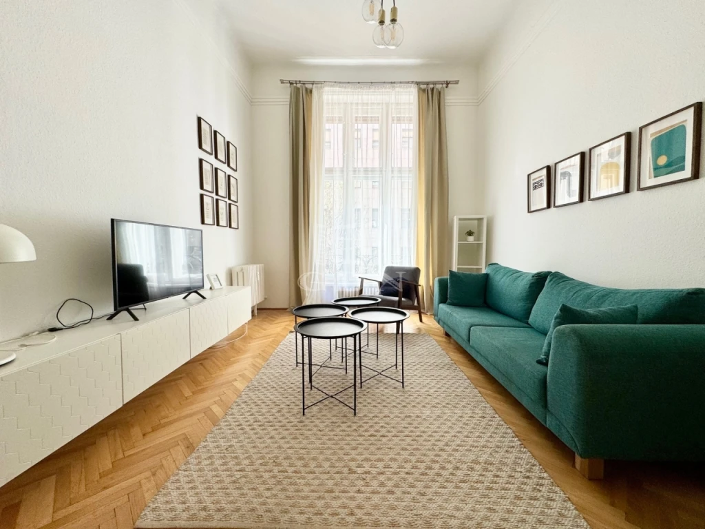 Kiadó téglalakás, Budapest V. kerület, Lipótváros, Balassi Bálint utca