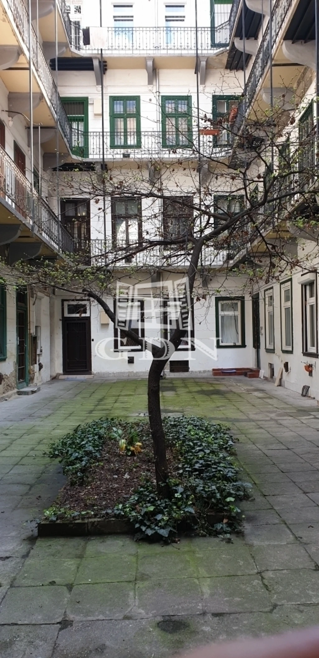 Eladó téglalakás, Budapest VII. kerület, Nagykörúton belüli terület, Péterfy Sándor utca