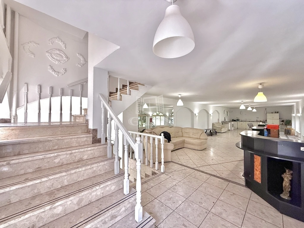 Kiadó hotel, panzió, Budapest XVI. kerület, Rákosszentmihály, Csömöri út