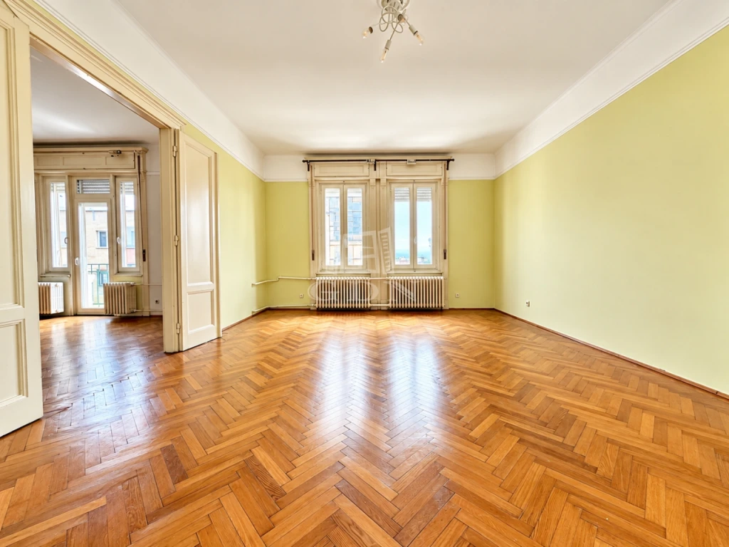 Eladó téglalakás, Budapest II. kerület, Országút, Pengő köz
