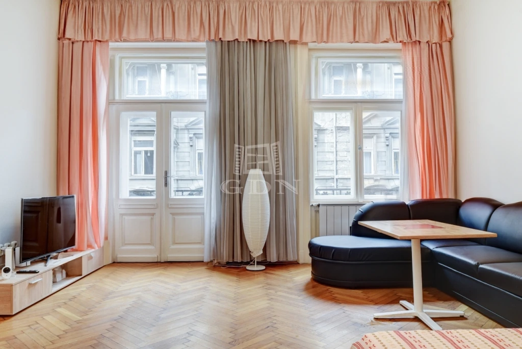 Eladó téglalakás, Budapest VII. kerület, Nagykörúton kívüli terület, Király utca