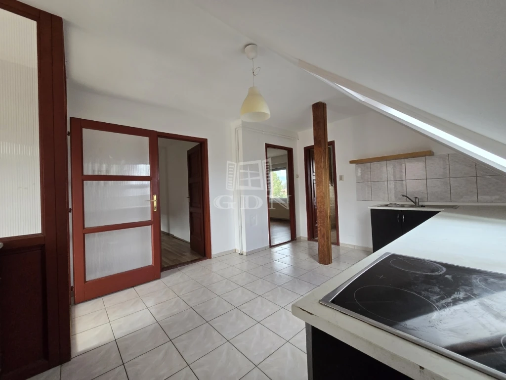 Eladó téglalakás, Budapest XVII. kerület, Rákoskeresztúr, Rákoskeresztúron két lakás