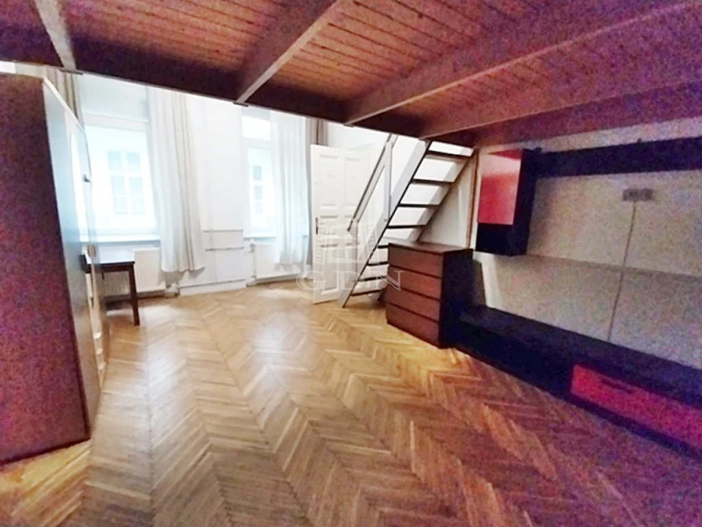 Eladó téglalakás, Budapest VI. kerület, Nagykörúton belüli terület, Paulay Ede utca