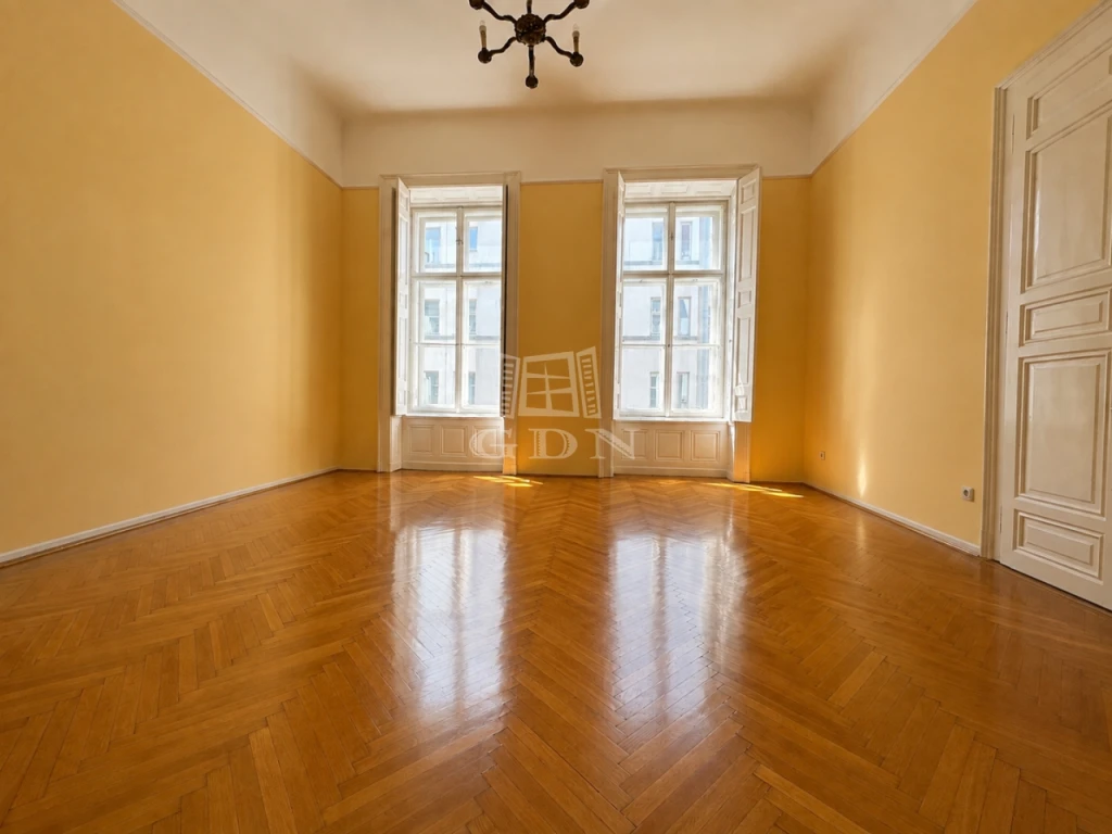 Eladó téglalakás, Budapest V. kerület, Belváros, Szent István Bazilika közelébe