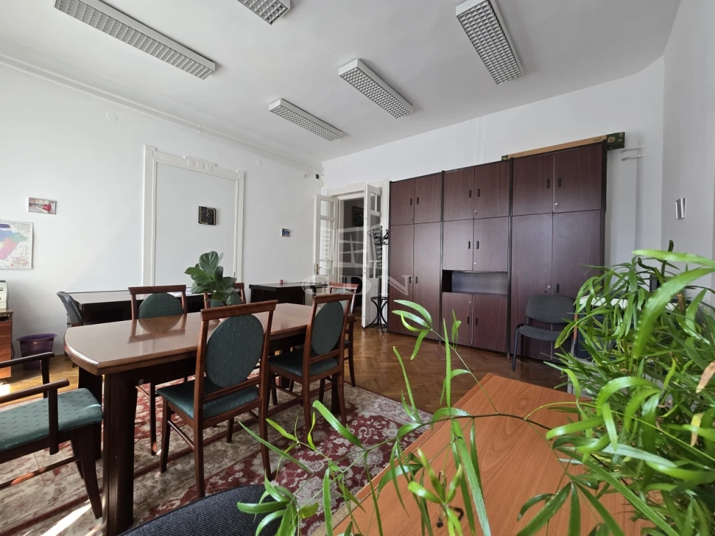 Eladó iroda, irodaház, Budapest IV. kerület, Újpest, Újpesten iroda