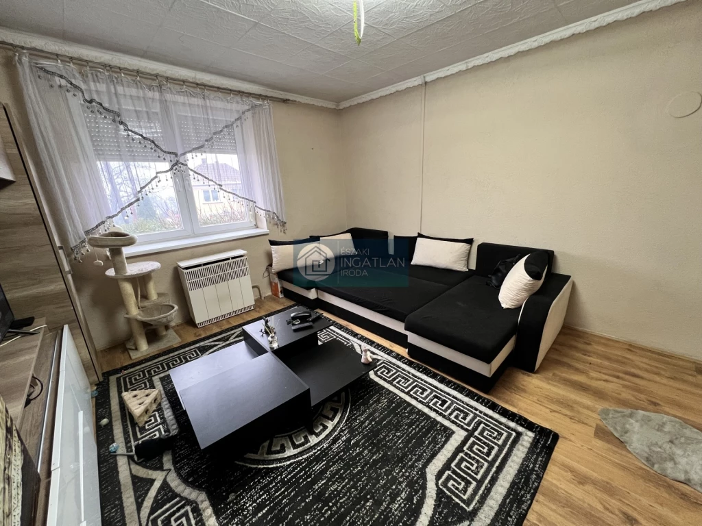 Eladó Ház, Arló 16.500.000 Ft