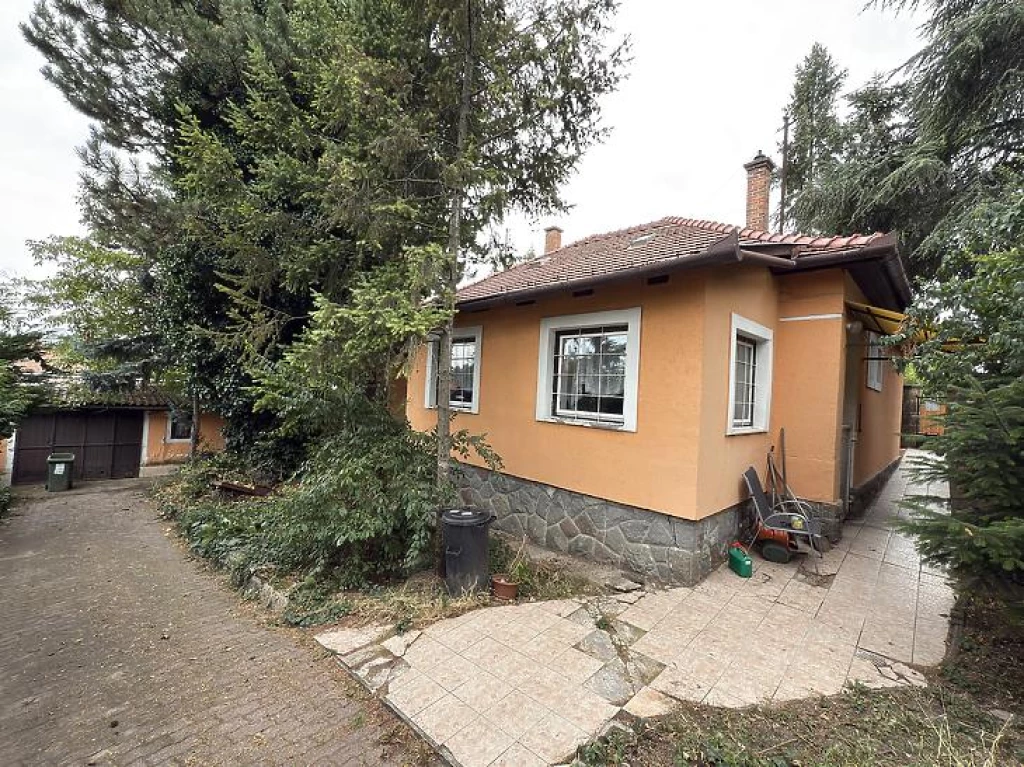 Eladó családi ház, Szentendre