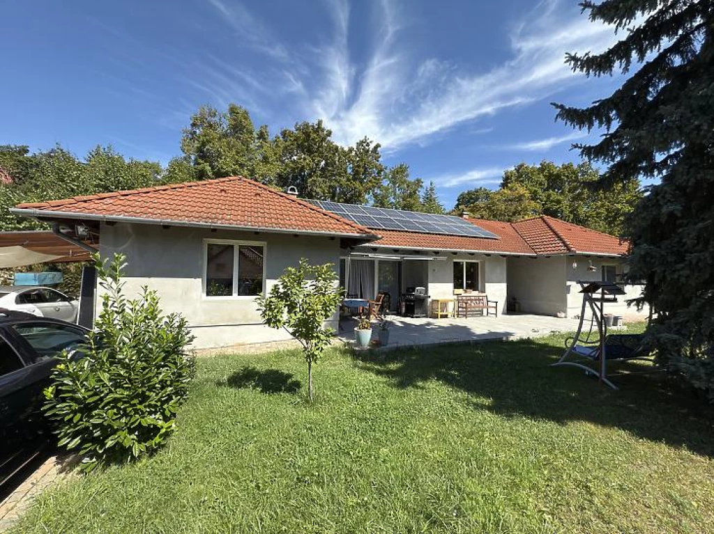 Eladó családi ház, Szentendre