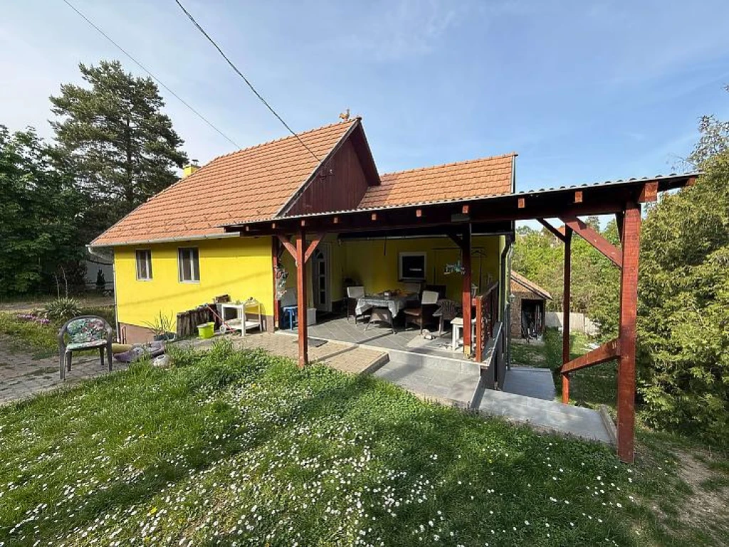 Eladó családi ház, Szentendre