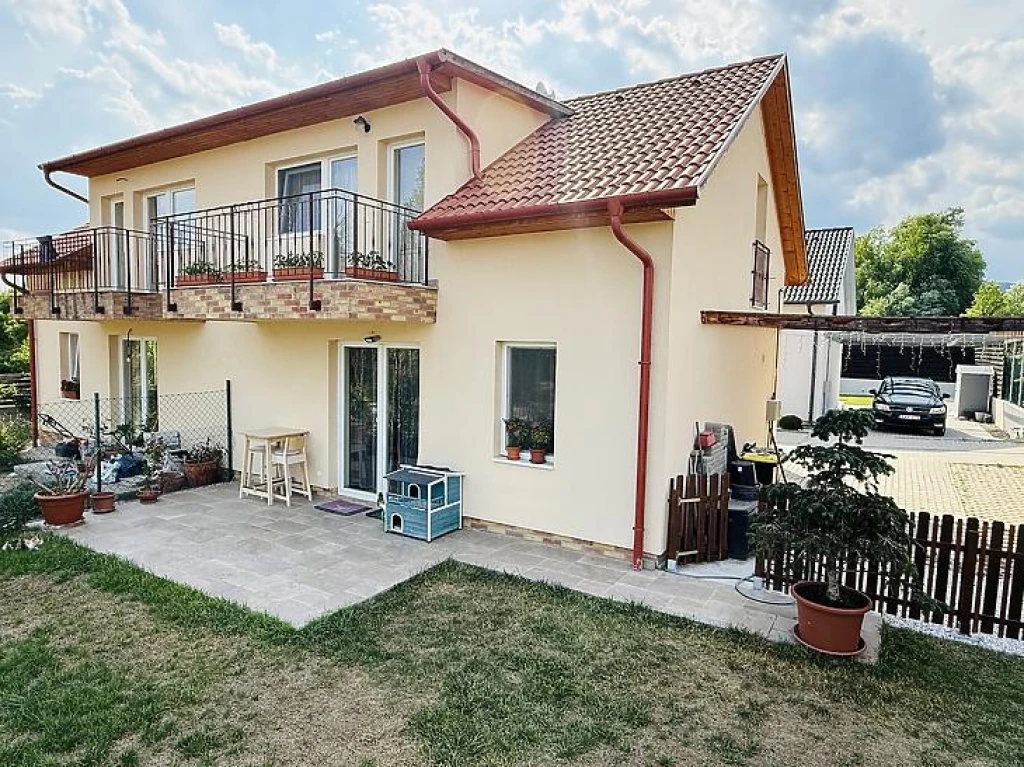 Eladó ikerház, Szentendre