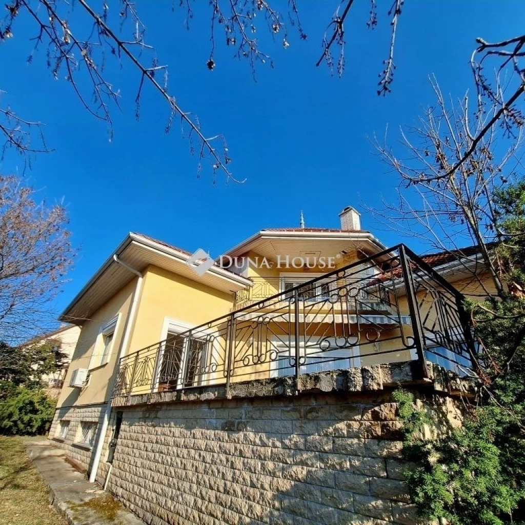 Eladó ház, Budakeszi