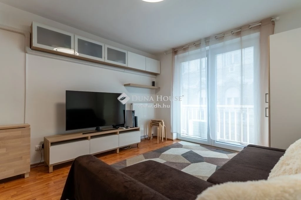 Eladó lakás, Budapest 8. ker.