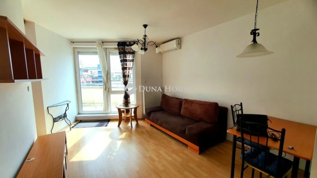 c3-2-name c2-19-name, Budapest XI. kerület, Bartók Béla út