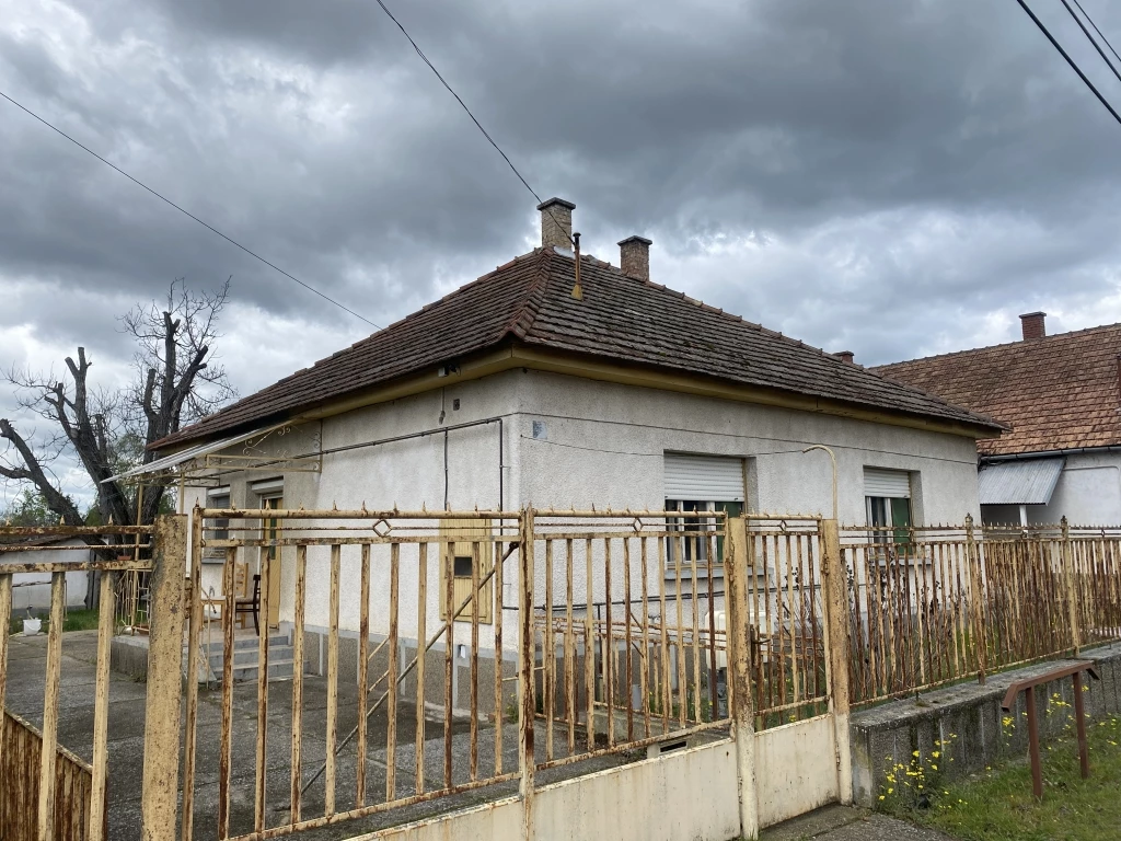 For sale house, Dabas, Városközpont