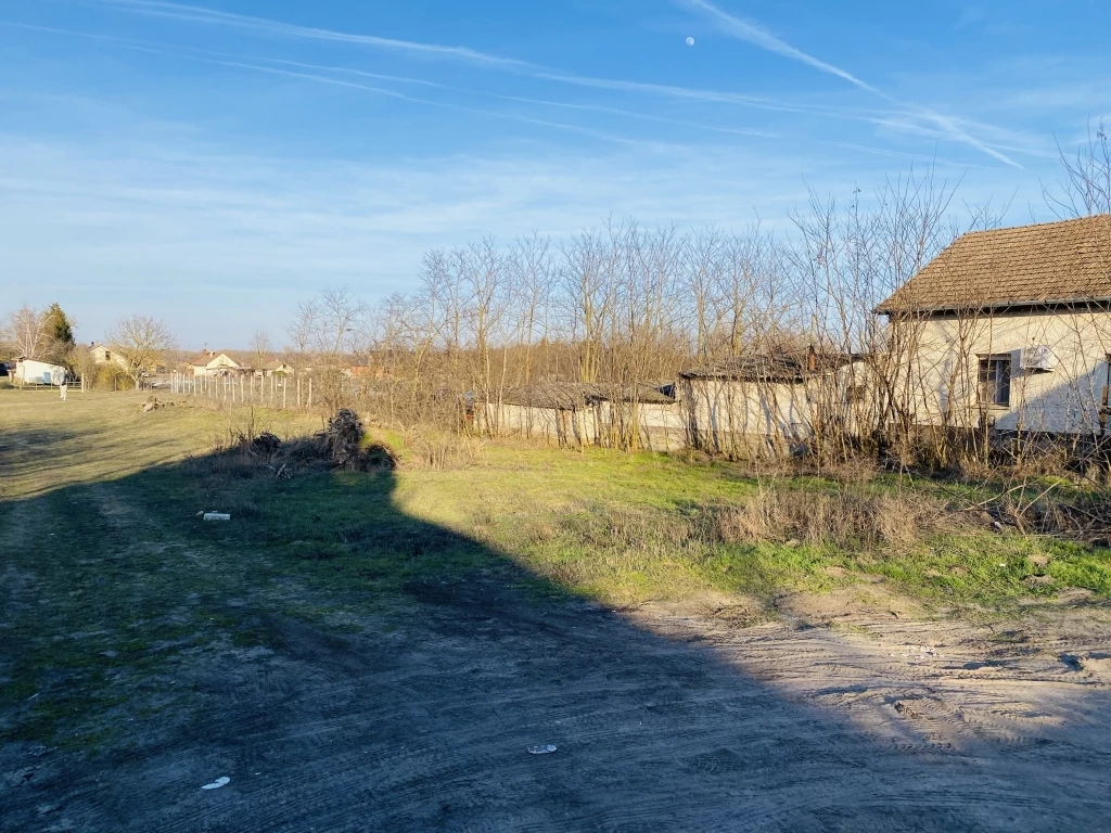 Eladó építési telek Hernád