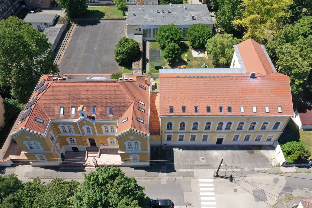 For rent rural offices, Győr