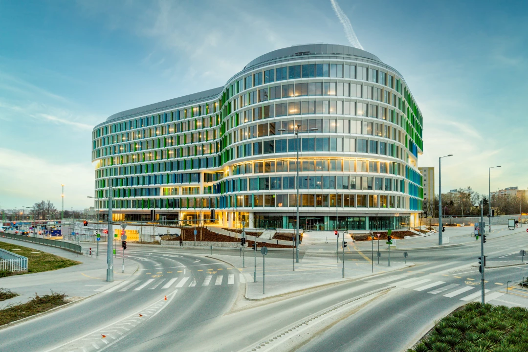 Kiadó szolgáltatott iroda, Budapest XI. kerület, Balatoni út 2/a. 1 emelet, Budapest 1112