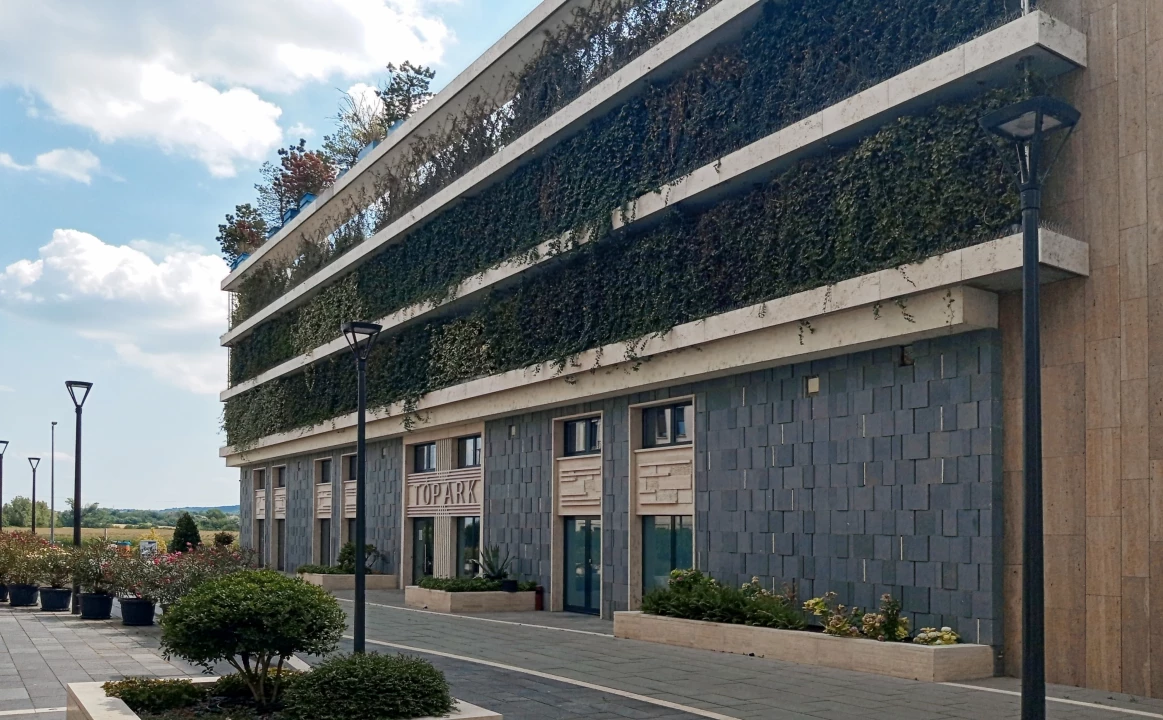 Kiadó szolgáltatott iroda, Biatorbágy, Sasbérc u. 1, Biatorbágy 2051