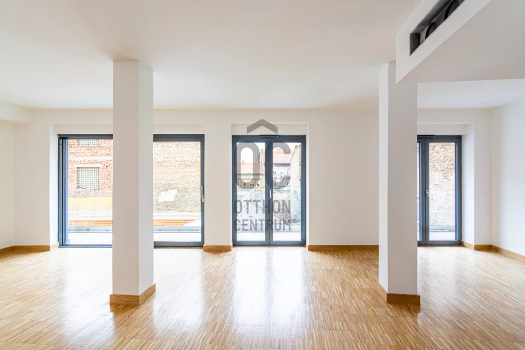 For rent office, office block, Budapest VIII. kerület, Csarnok negyed