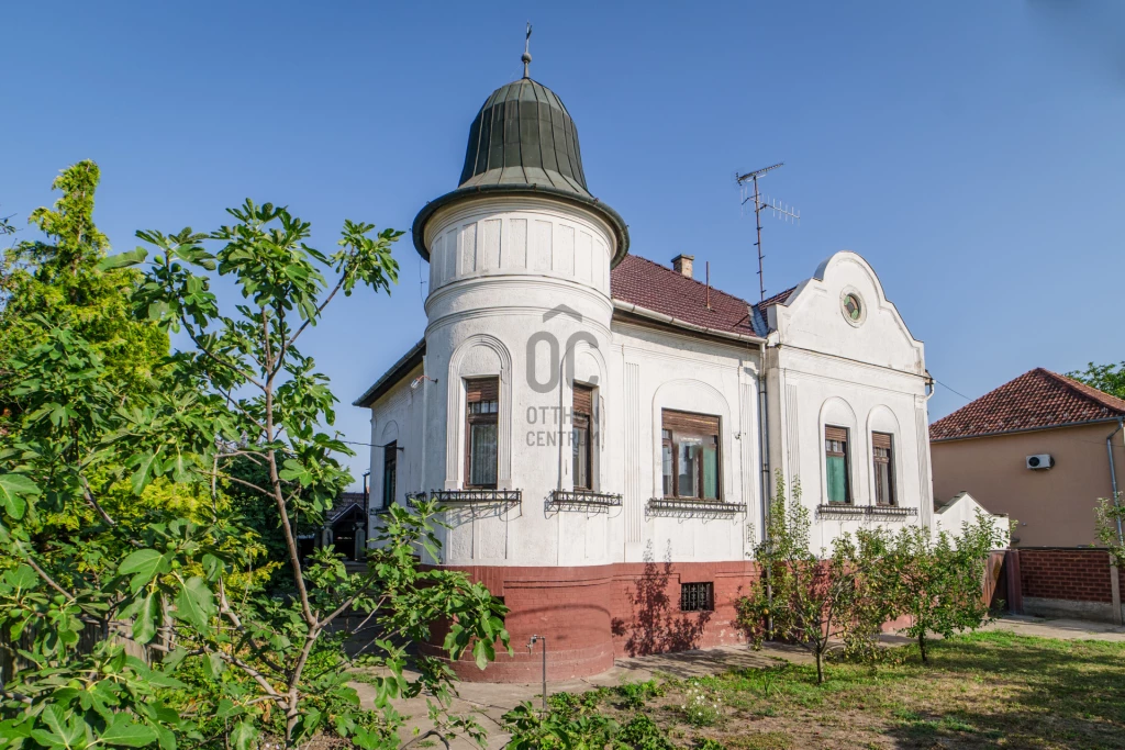 Eladó családi ház, Szeged, Móraváros