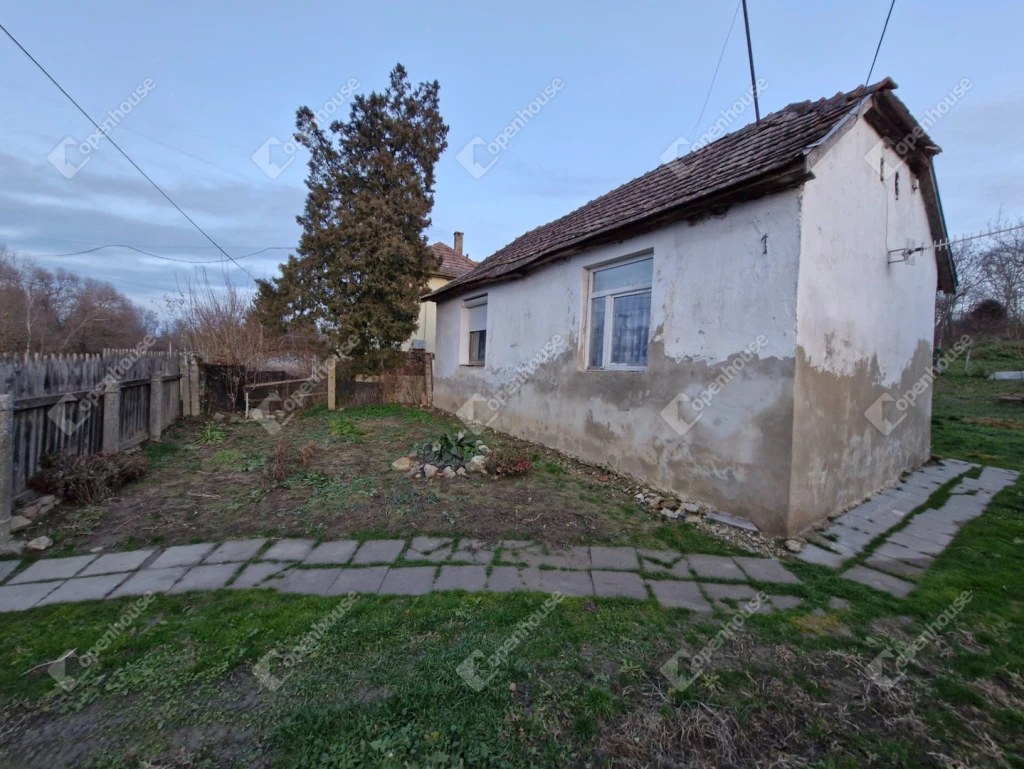 For sale house, Osztopán