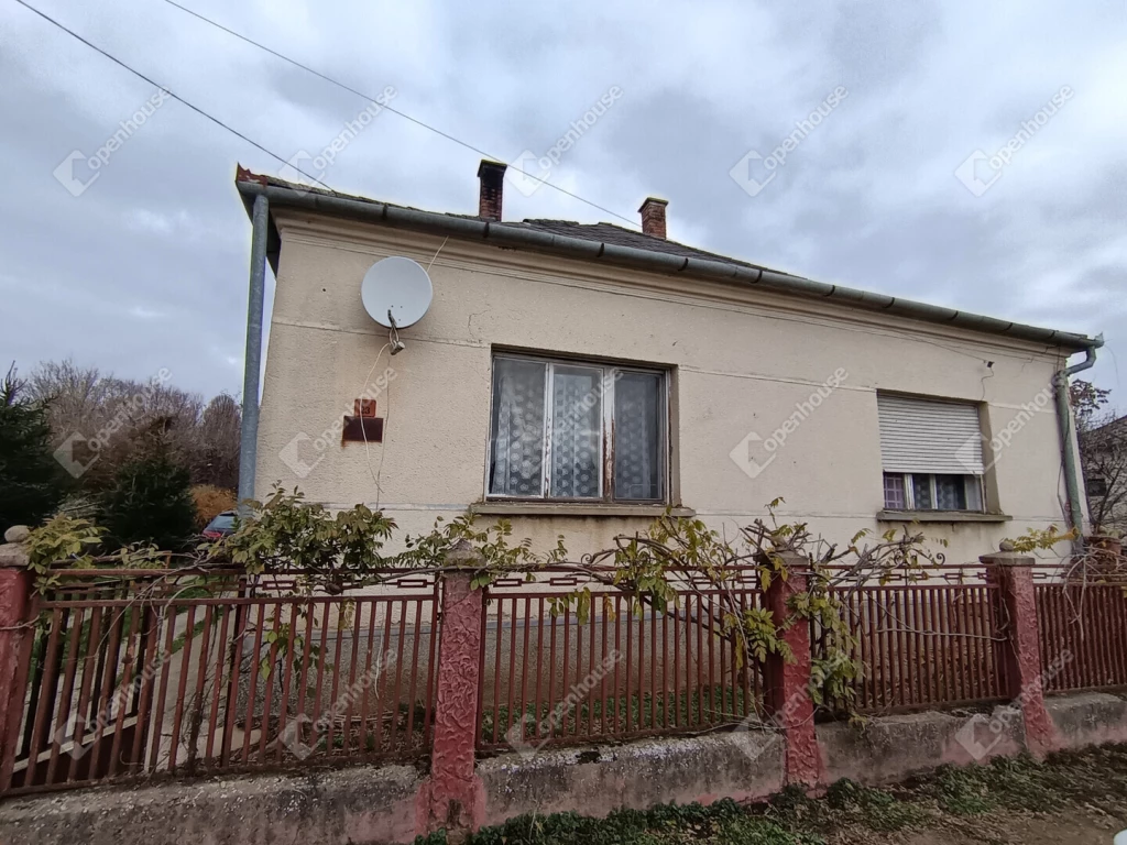 Berzencén családi ház eladó