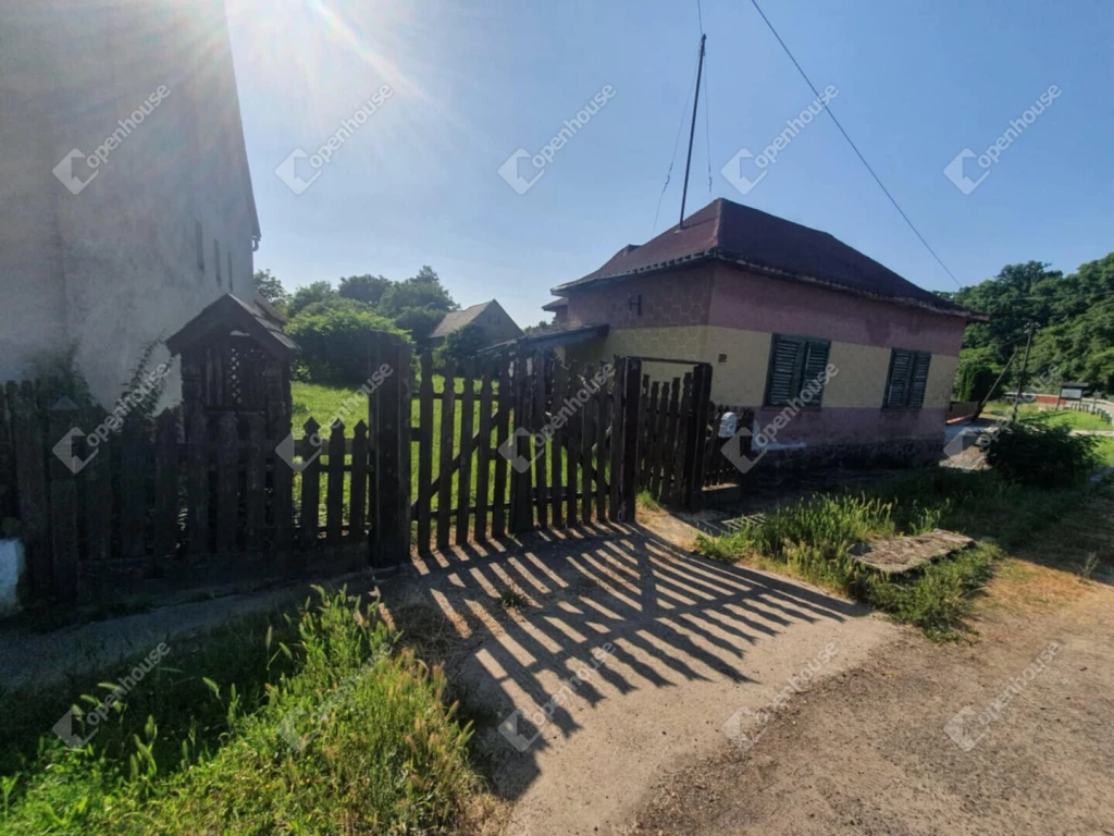 Tágas telek, bővíthető ház, sok lehetőség – Potonyban, kedvező áron