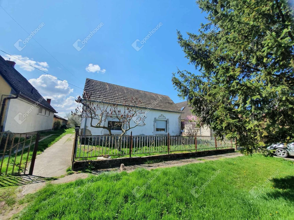 For sale house, Hobol