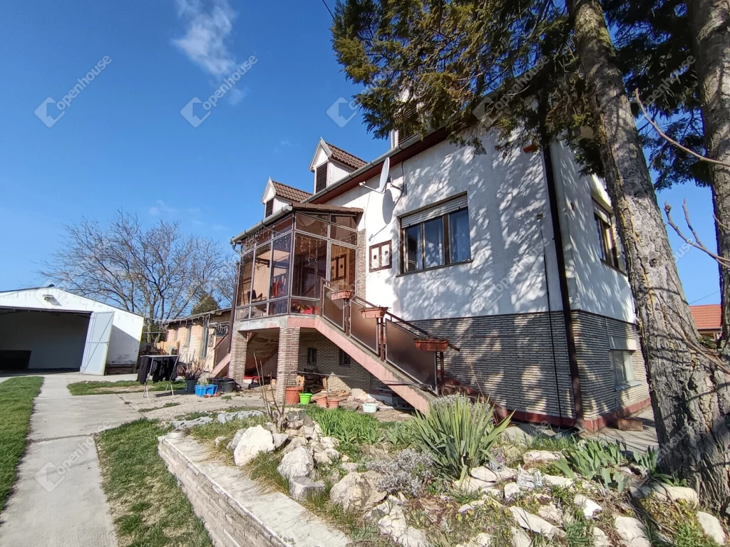 c3-1-name c2-1-name, Böhönye