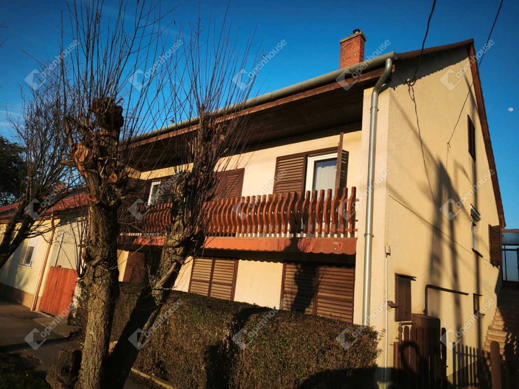 c3-1-name c2-1-name, Kaposvár, Cser