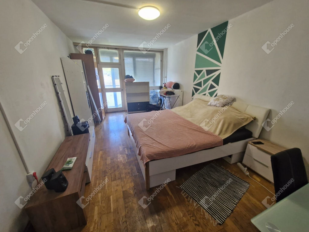 PÉCSEN- Biztos érték, örök panorámával!