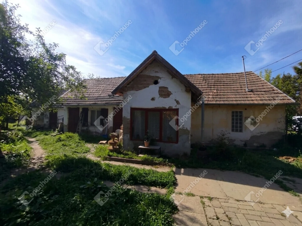 Eladó telek Kaposfő