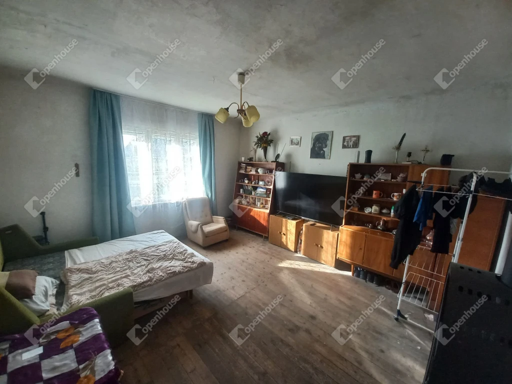 Családi ház eladó