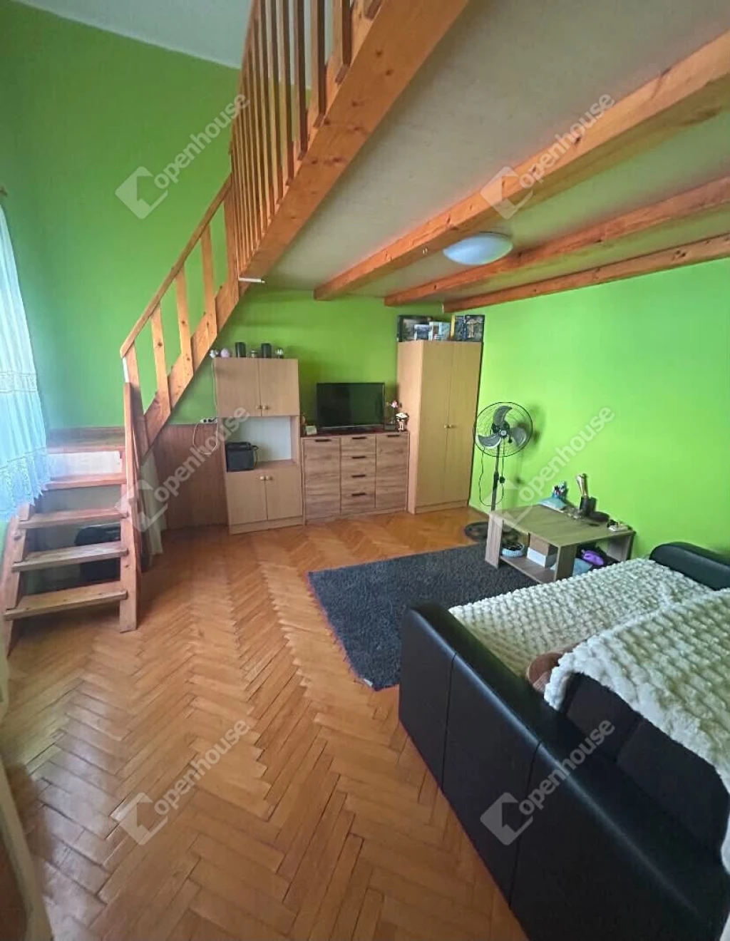 Kivételes lehetőség Kaposvár szívében! Kuckós, rendkívül alacsony fenntartású garzon lakás eladó!