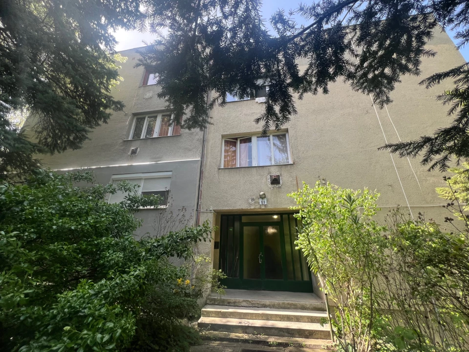 Eladó téglalakás, Budapest XII. kerület