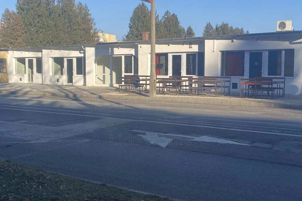 Nagykanizsán kiváló adottságokkal rendelkező üzlethelyiség forgalmas utcában eladó!