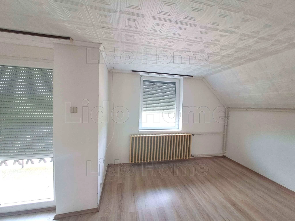Eladó családi ház Kisbucsán panorámás kilátással