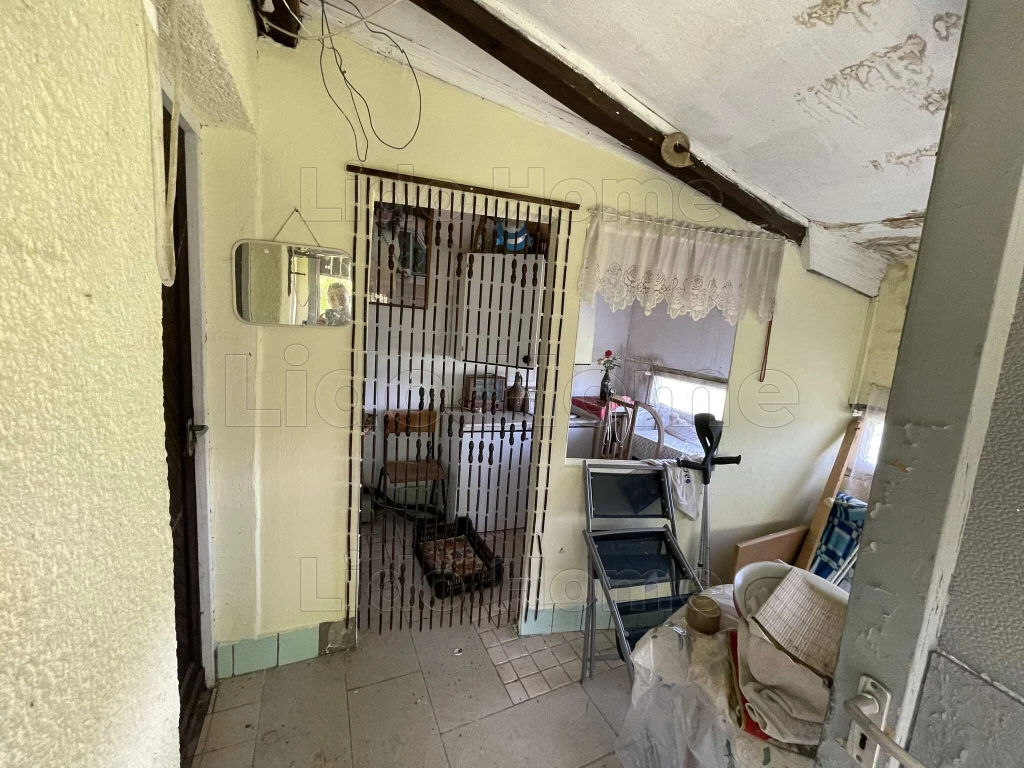 Eladó panorámával rendelkező zártkerti ingatlan Nagybakónak