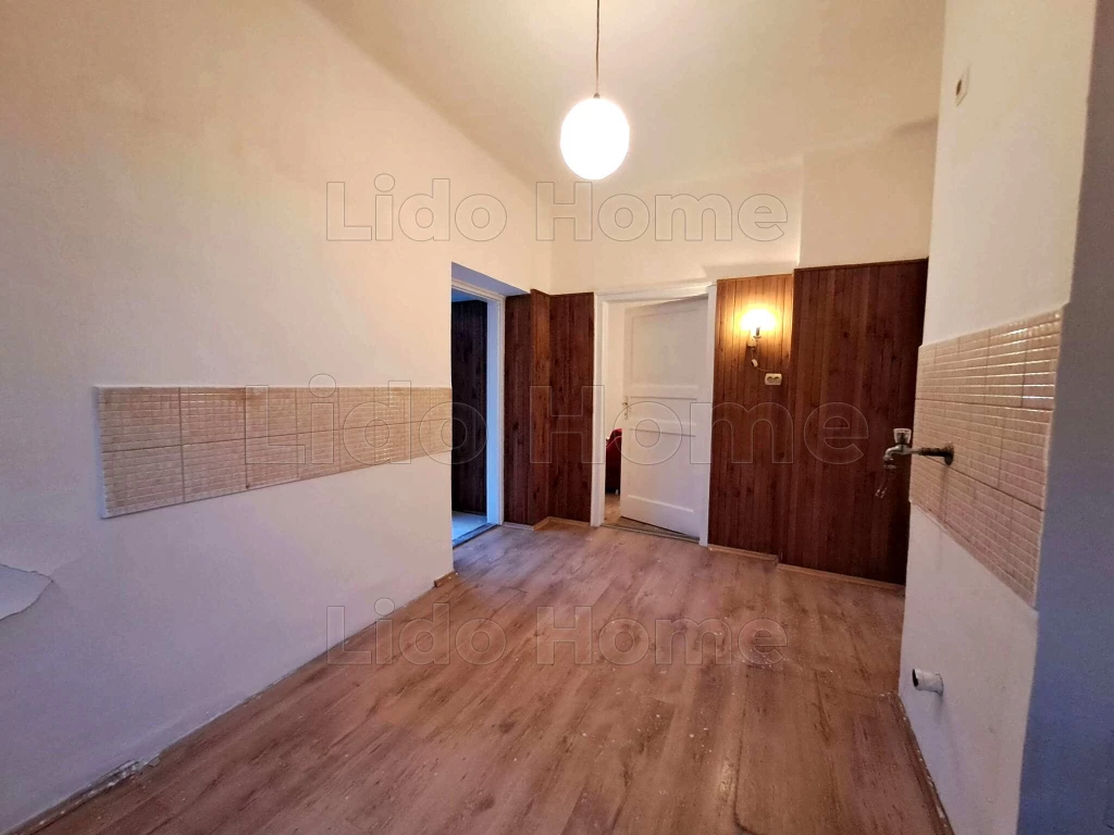 For sale house, Söjtör