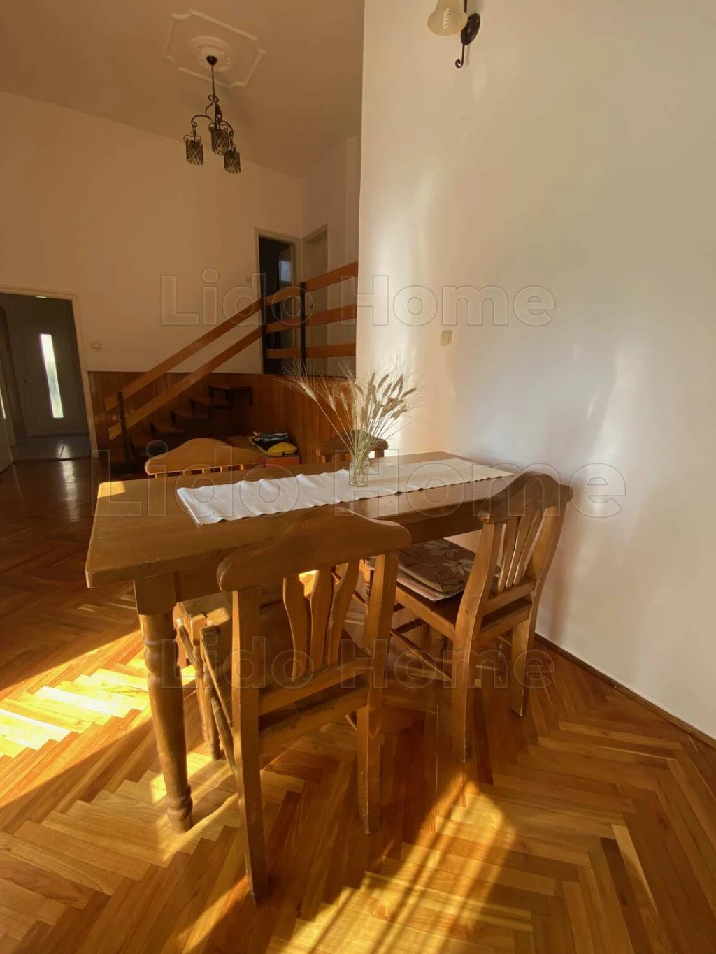 Nagykanizsától 6 km-re Nagyrécse csendes utcájában eladó egy gondosan karbantartott családi ház