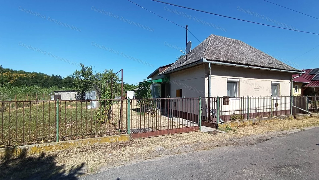 For sale house, Cserkeszőlő