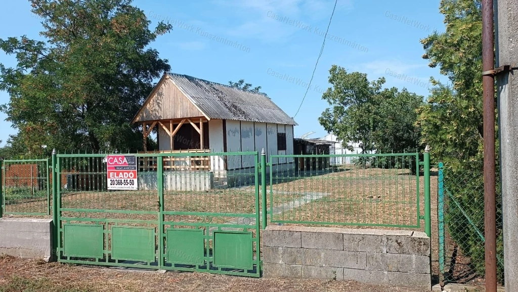 For sale grange, Cserkeszőlő