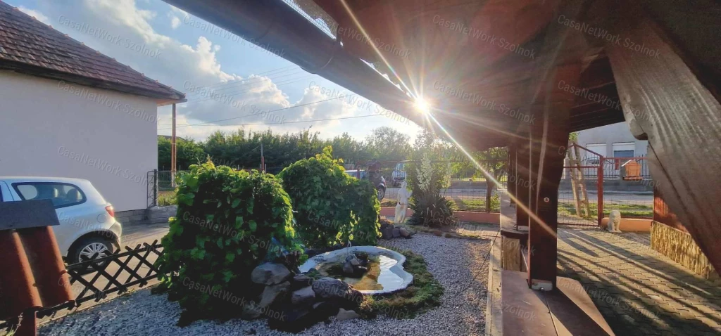 Cibakházán eladó egy 96 m2-es felújított családi ház