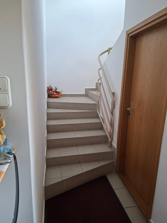 Eladó téglalakás, Lenti