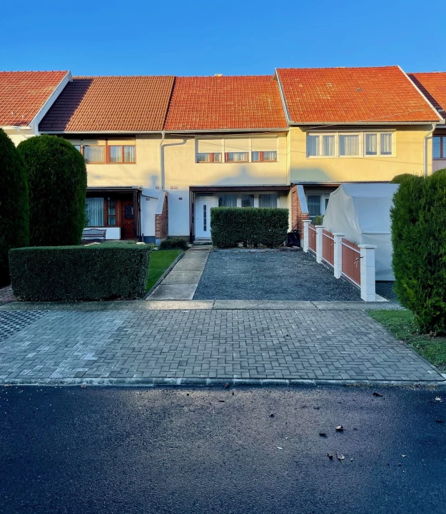 For sale terraced house, Bonyhád