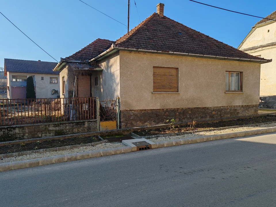 For sale house, Tevel